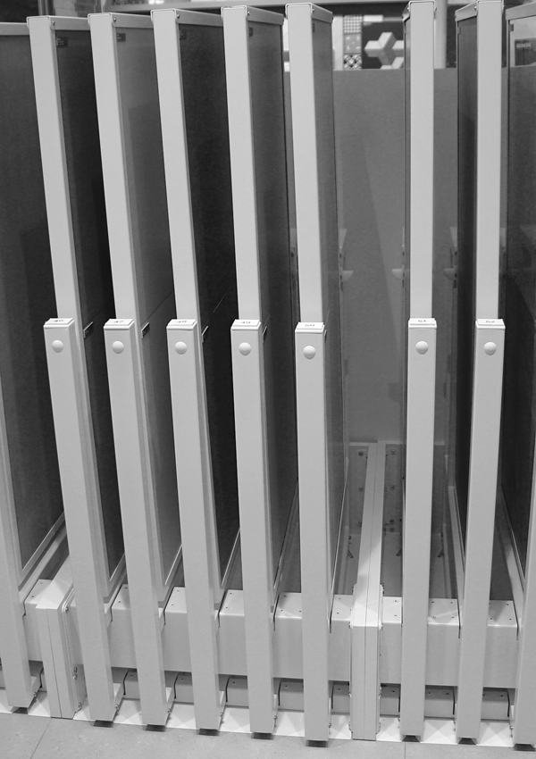 Döner Başlıklı Ürün Standı 60*120